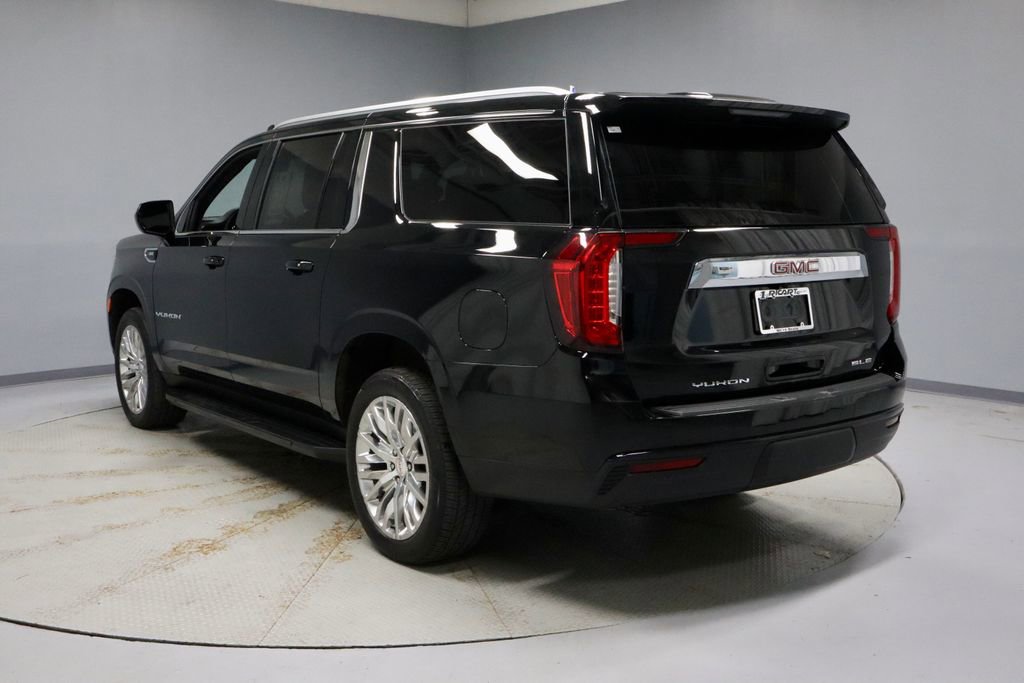 Used 2024 GMC Yukon XL SLE image 8