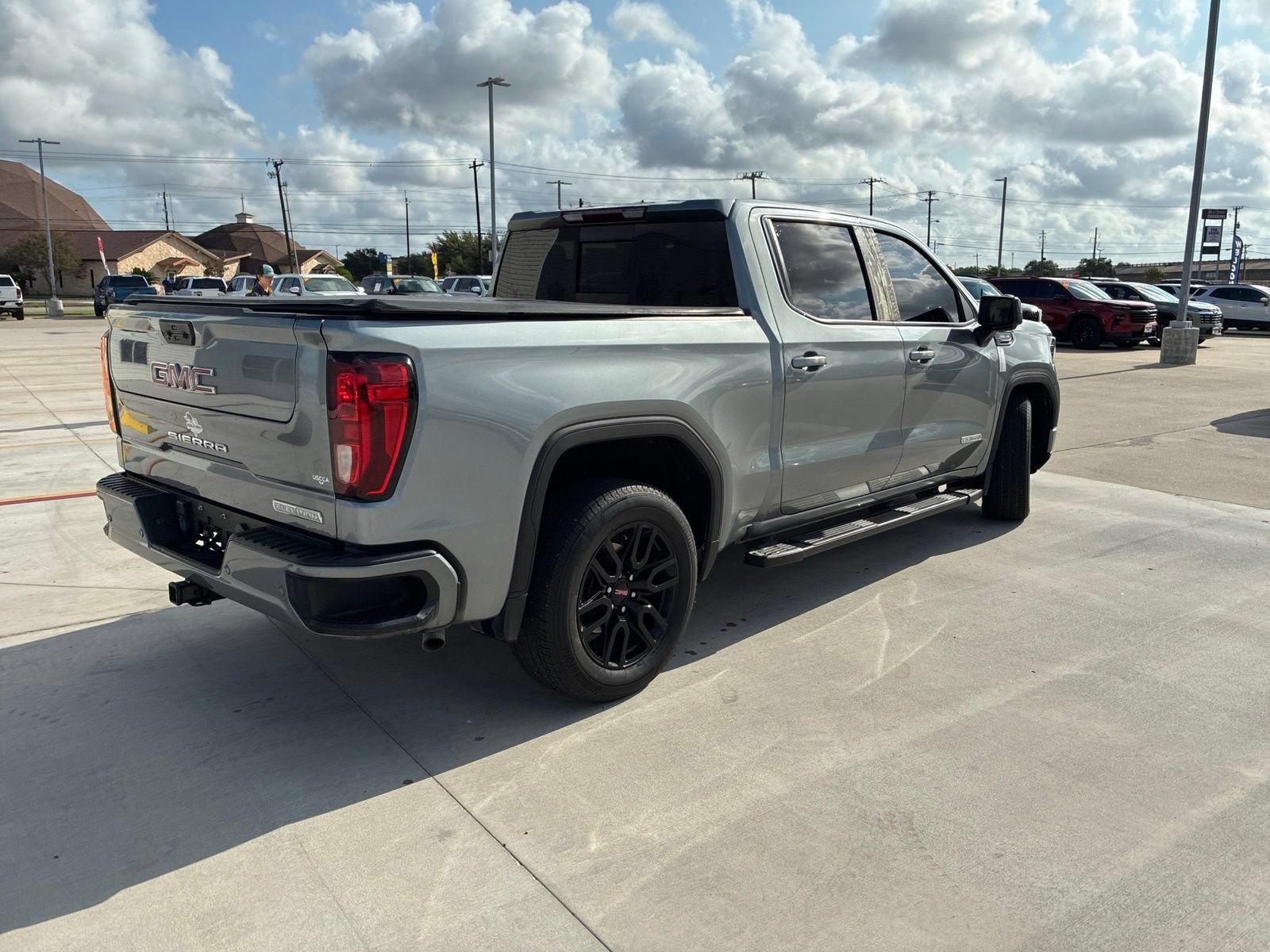 Used 2023 GMC Sierra 1500 Elevation w/ Elevation Premium Package RWD image 3