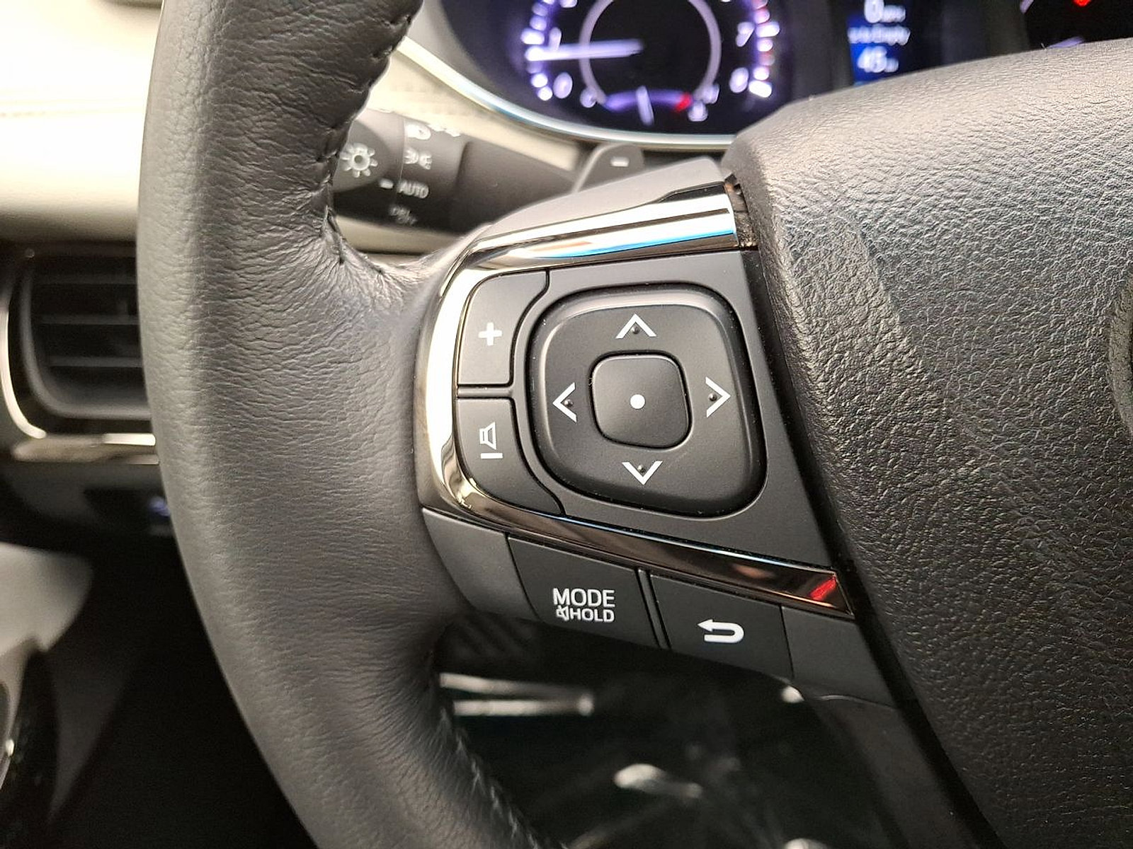 Certified 2017 Toyota Avalon XLE Premium image 17