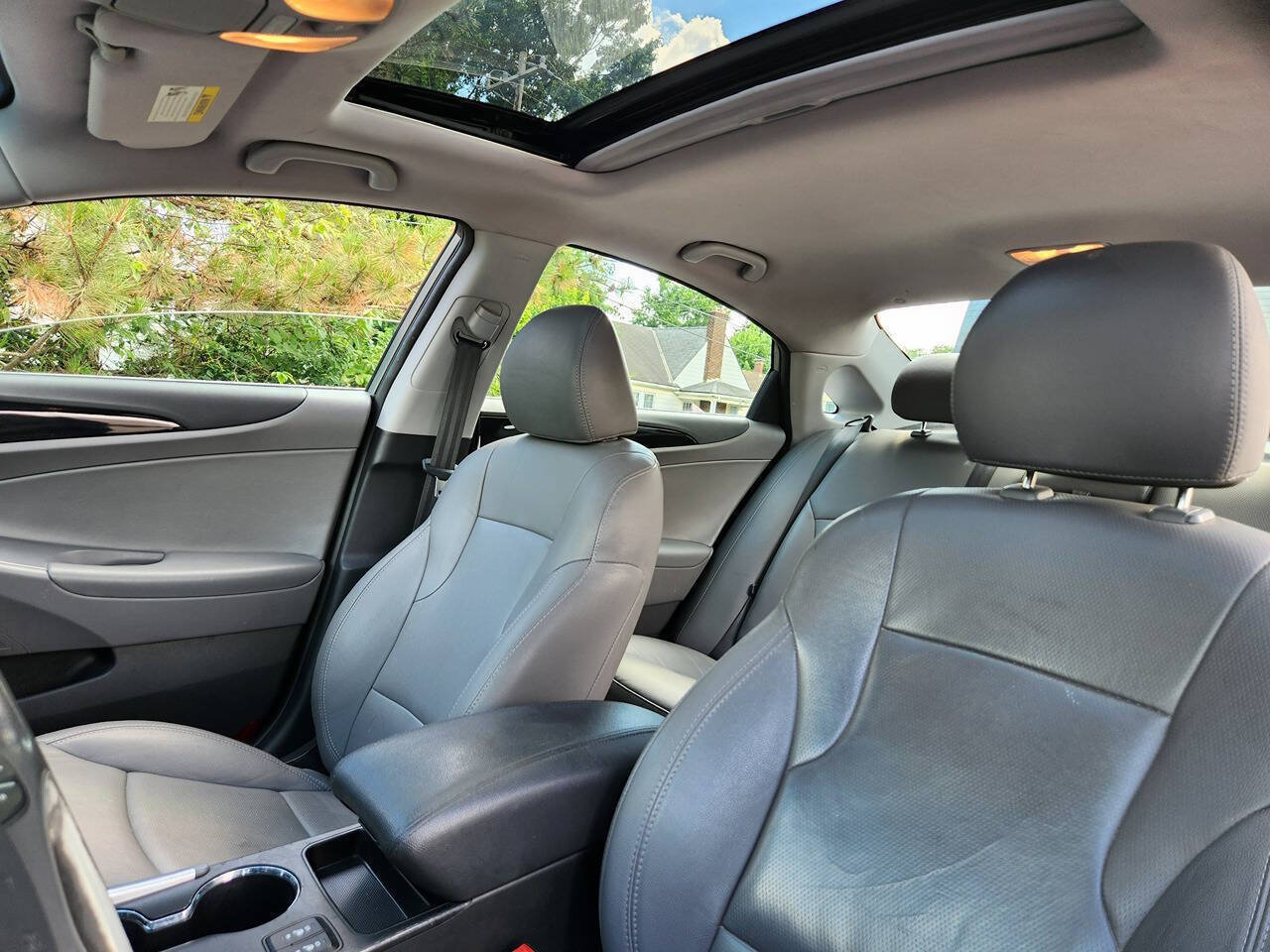 Used 2011 Hyundai Sonata Limited FWD image 29