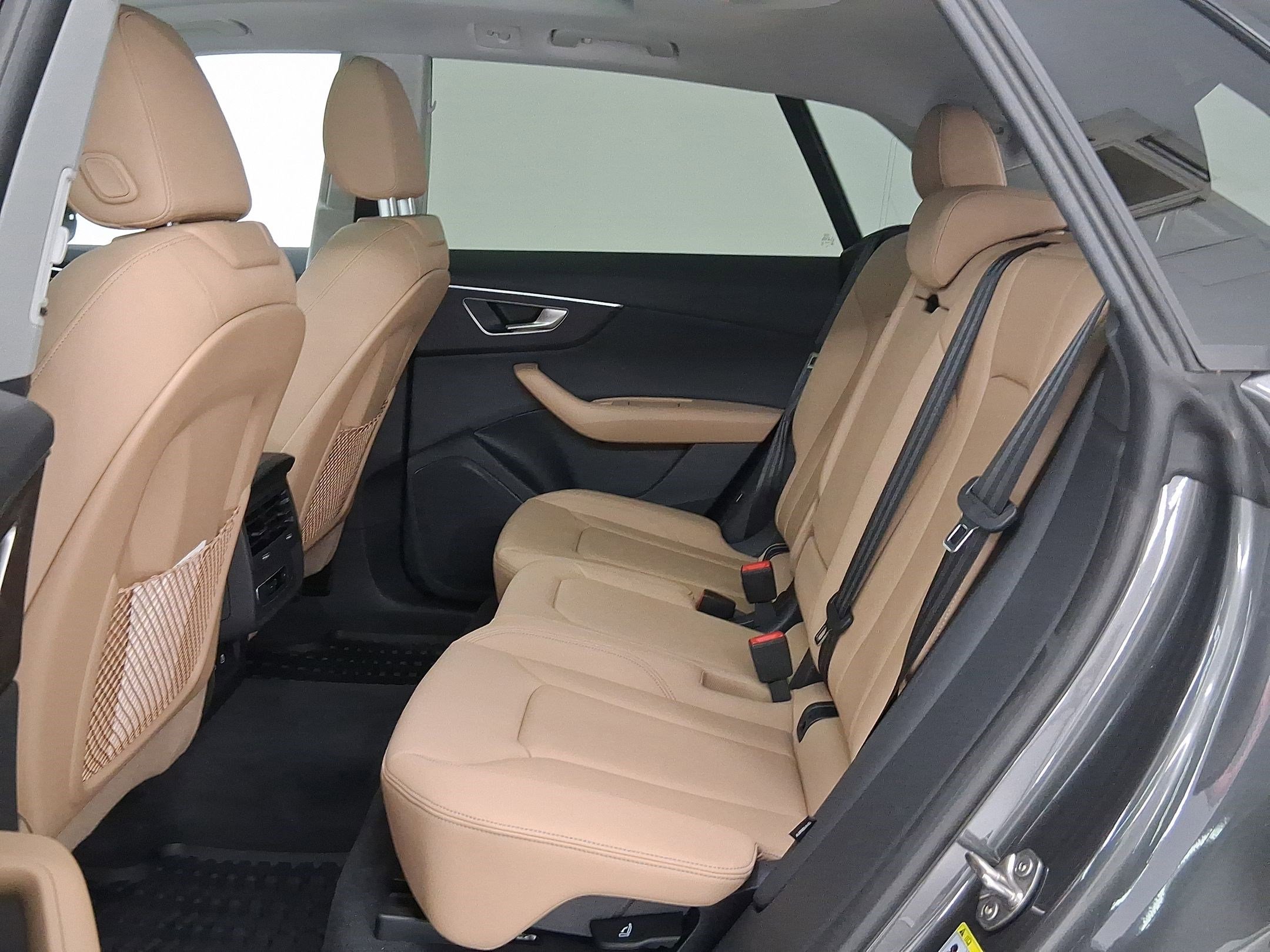 New 2025 Audi Q8 Premium image 13