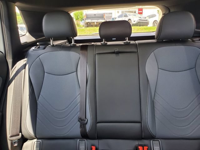 Certified 2025 Volkswagen Tiguan SE R-Line FWD image 15