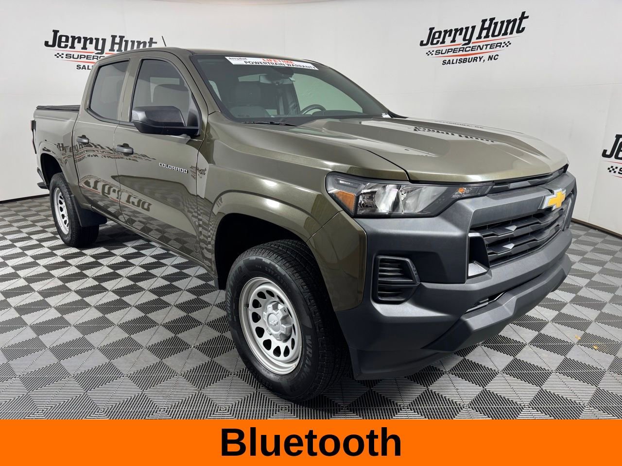 Used 2024 Chevrolet Colorado W/T w/ WT Convenience Package image 6