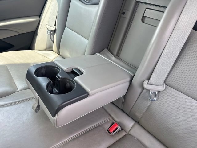 Used 2013 Cadillac XTS Luxury w/ Driver Awareness Package FWD image 14