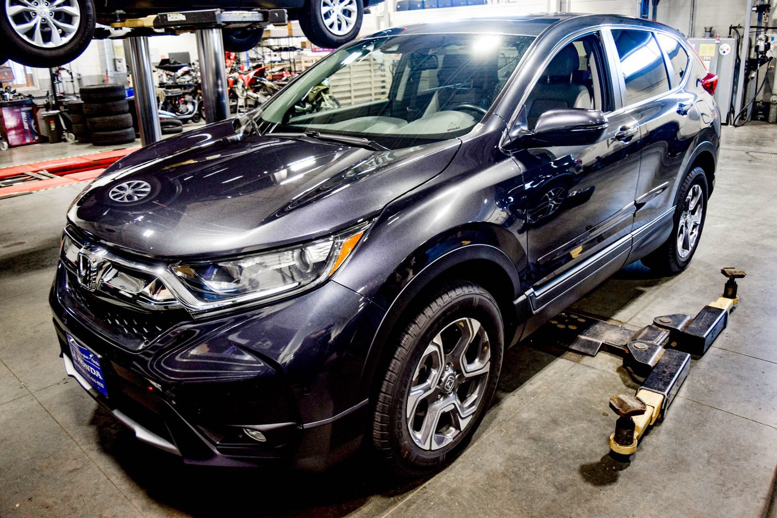 Used 2018 Honda CR-V EX-L image 1