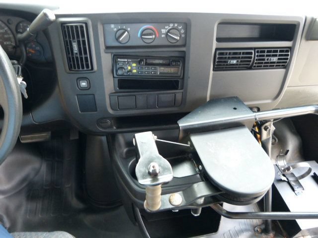Used 2007 Chevrolet Express 3500 w/ School Bus Package RWD image 36