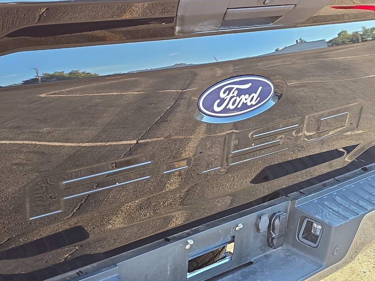 Used 2025 Ford F150 XLT w/ Equipment Group 301A Standard AWD/4WD image 30