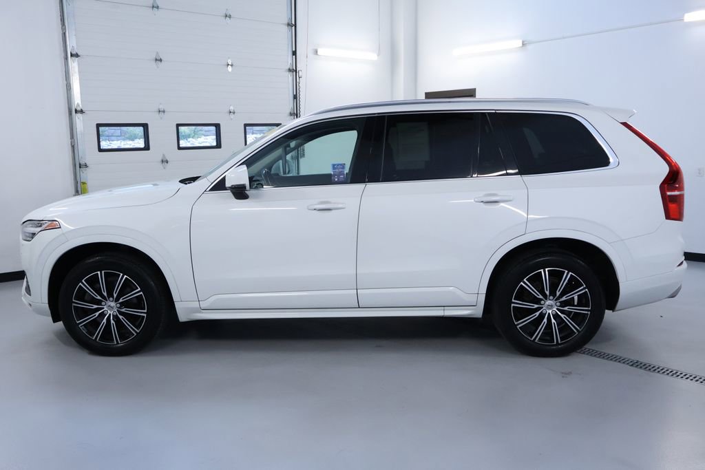 Used 2020 Volvo XC90 T6 Momentum image 4