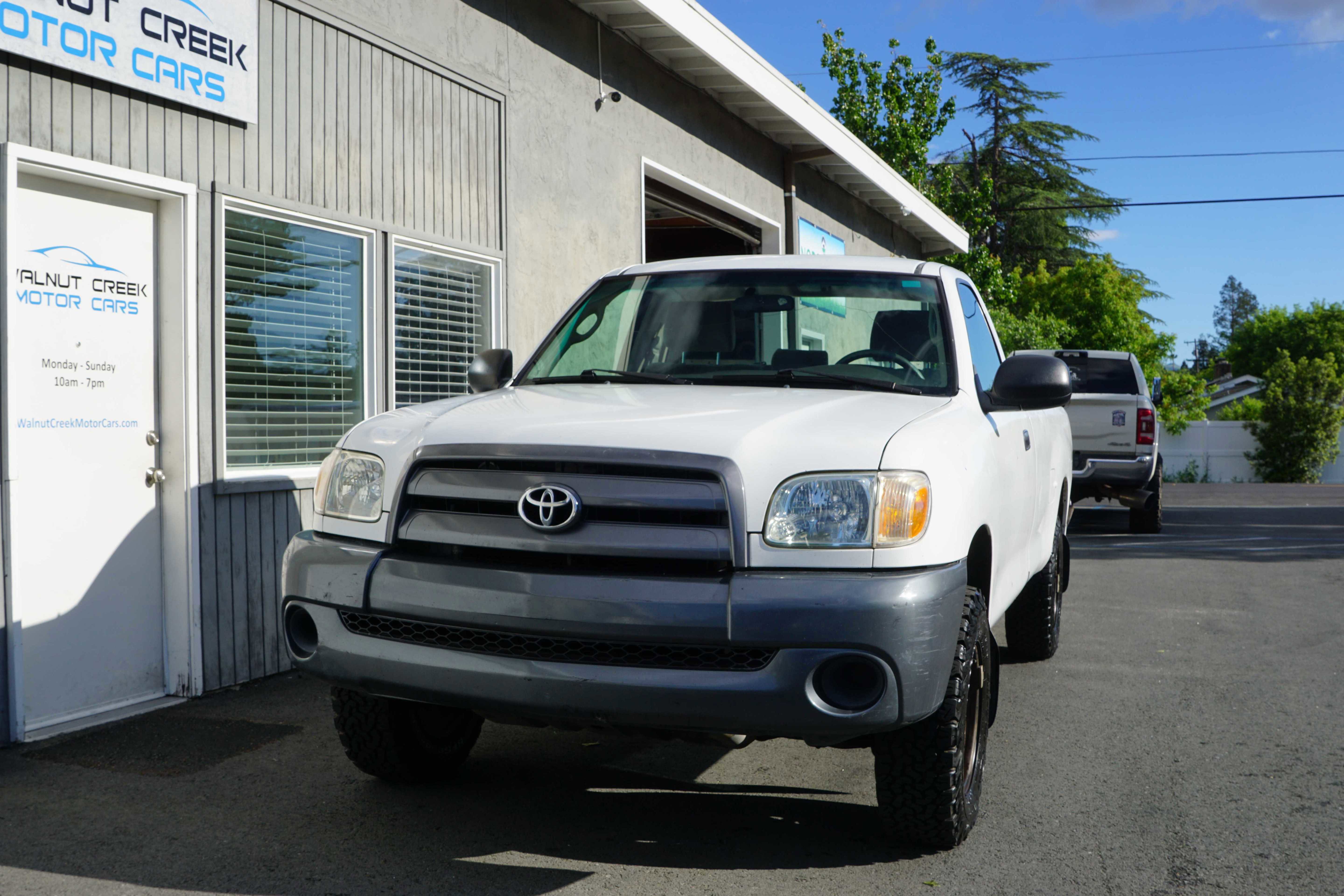 Used 2006 Toyota Tundra 2WD Regular Cab image 2