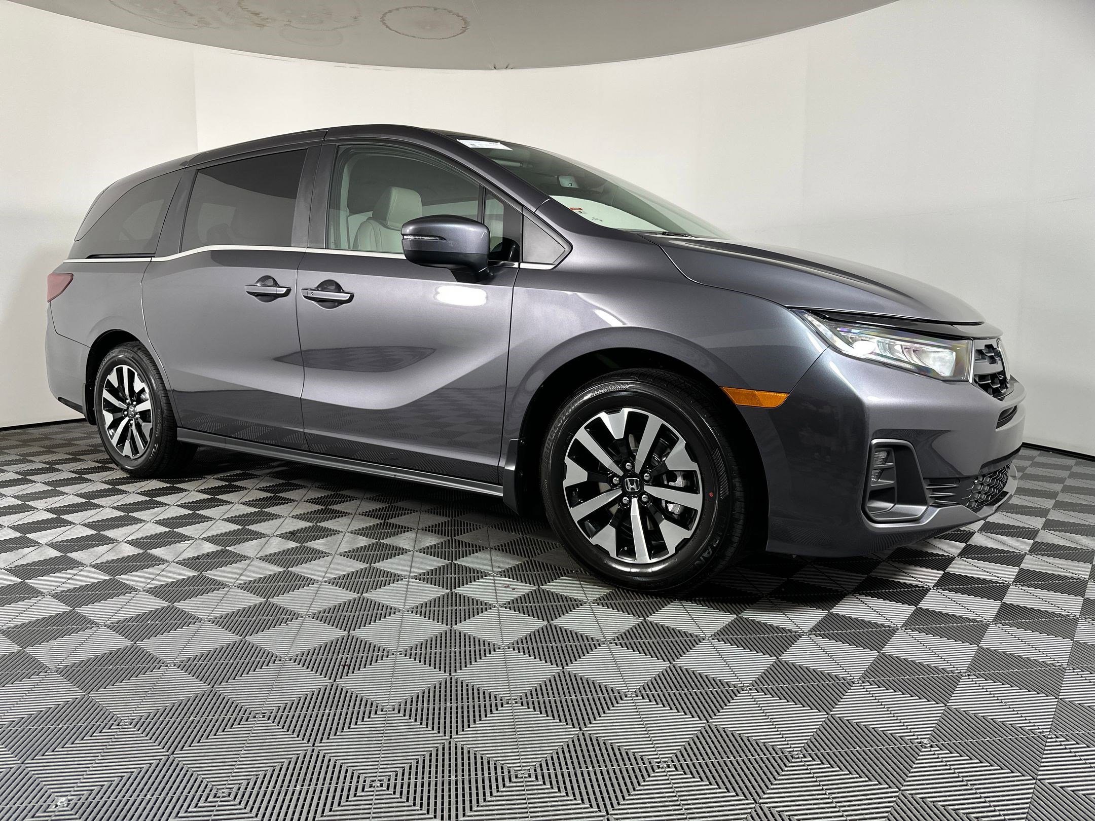 New 2026 Honda Odyssey EX-L image 6