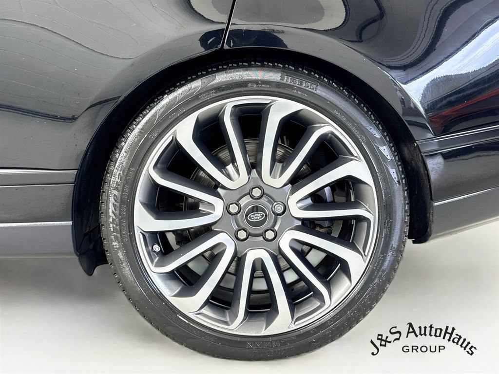Used 2019 Land Rover Range Rover Supercharged AWD/4WD image 40