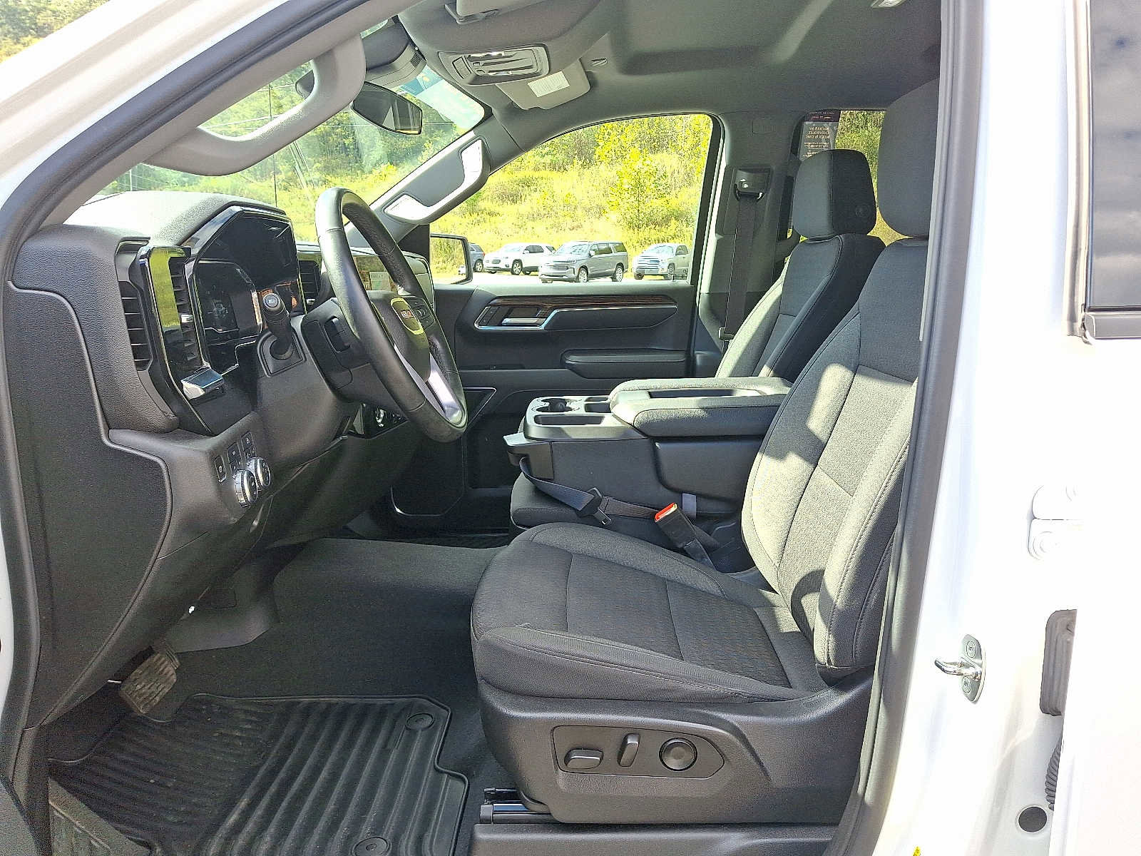 Used 2023 GMC Sierra 1500 Elevation image 15