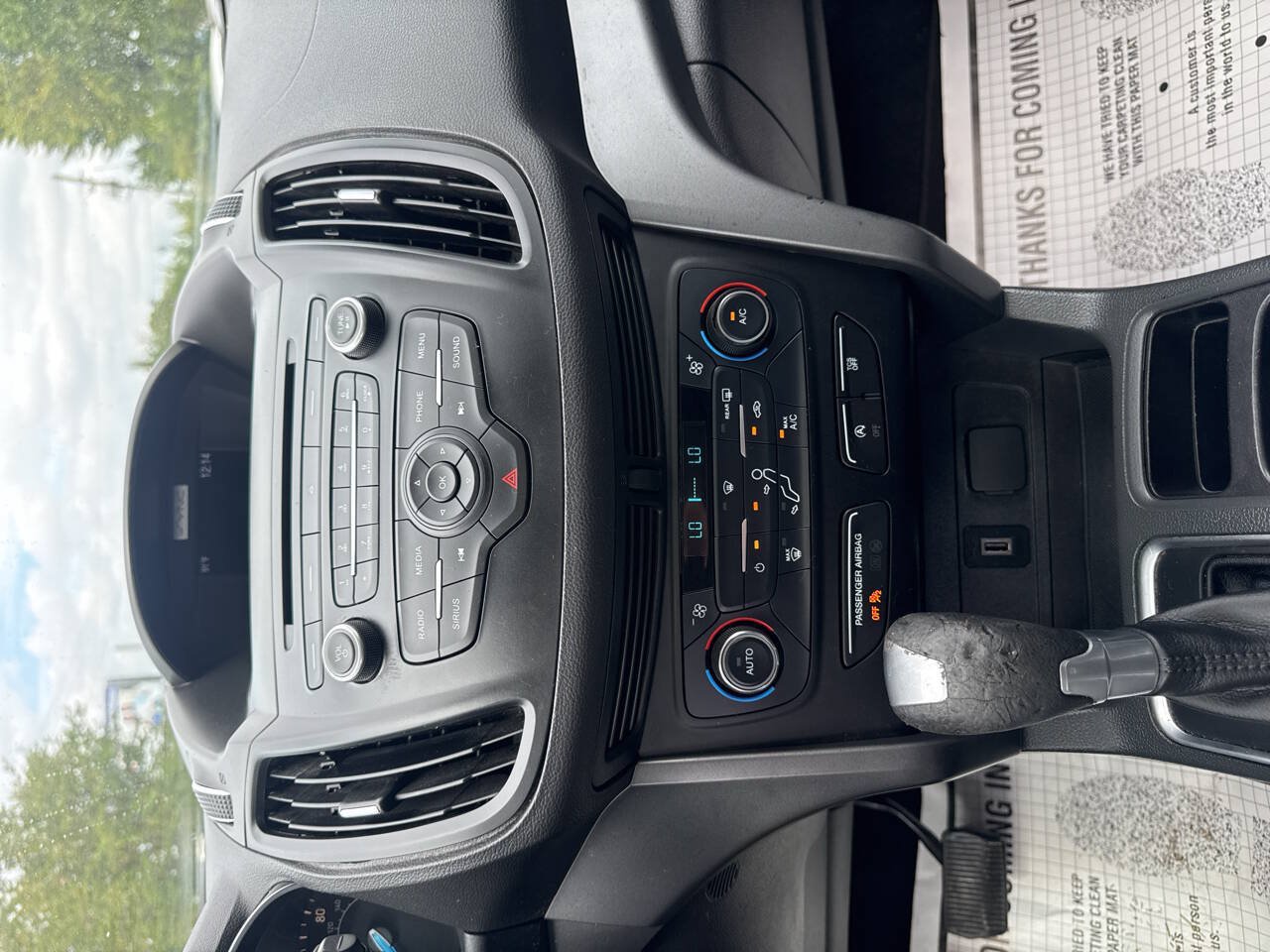 Used 2017 Ford Escape SE FWD image 14