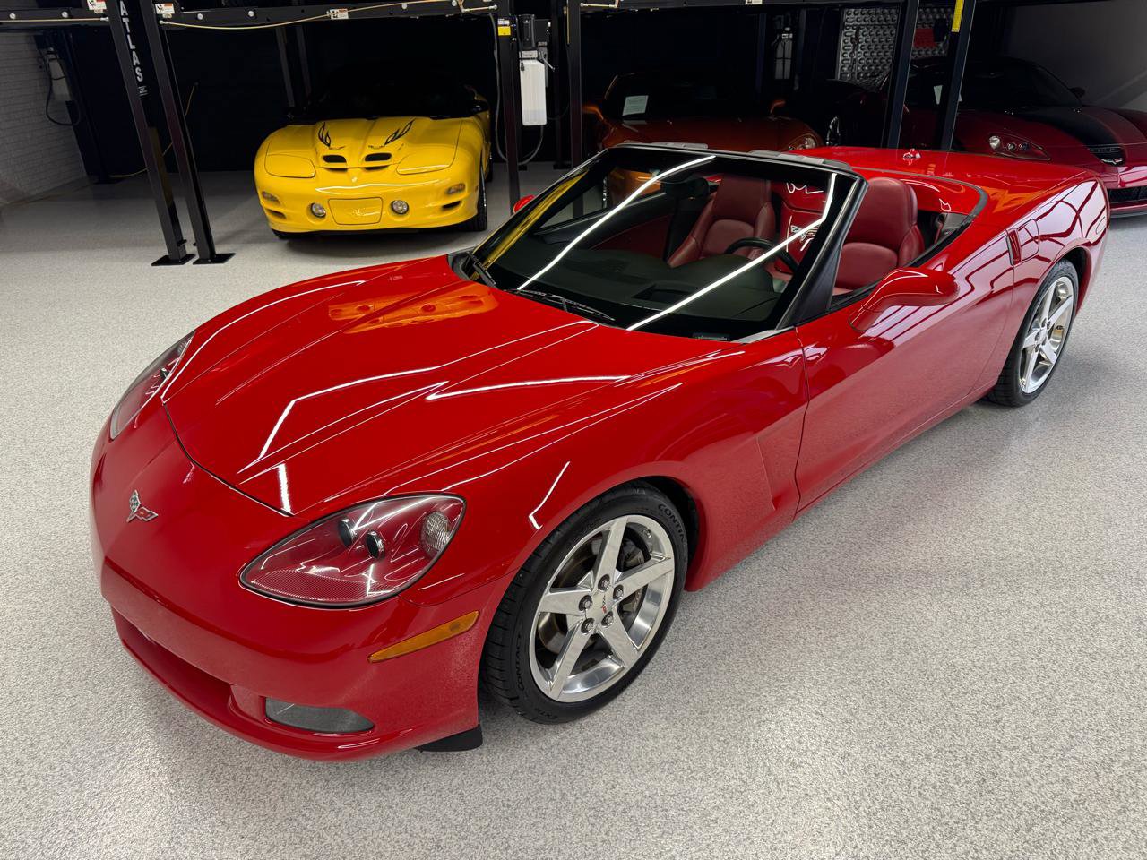 Used 2005 Chevrolet Corvette Convertible w/ Preferred Equipment Group image 5