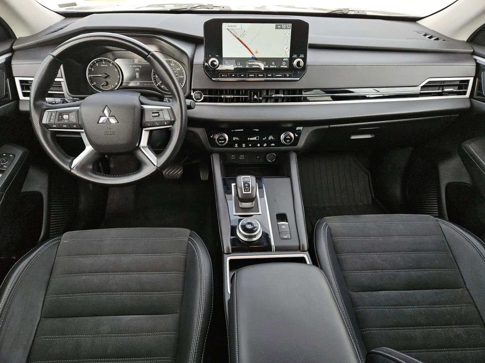 Used 2024 Mitsubishi Outlander SE Black Edition image 8