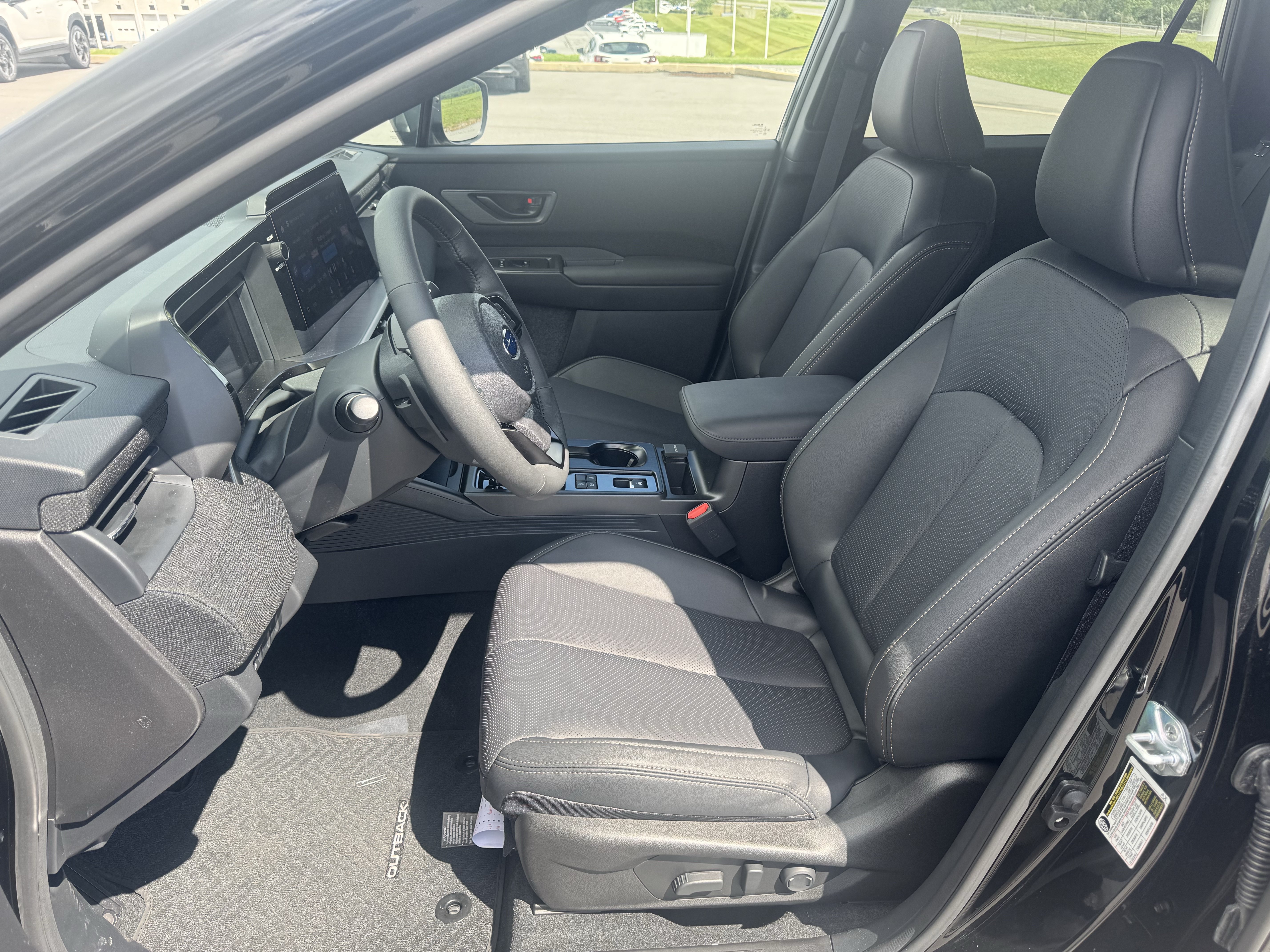 New 2026 Subaru Outback Limited AWD/4WD image 12