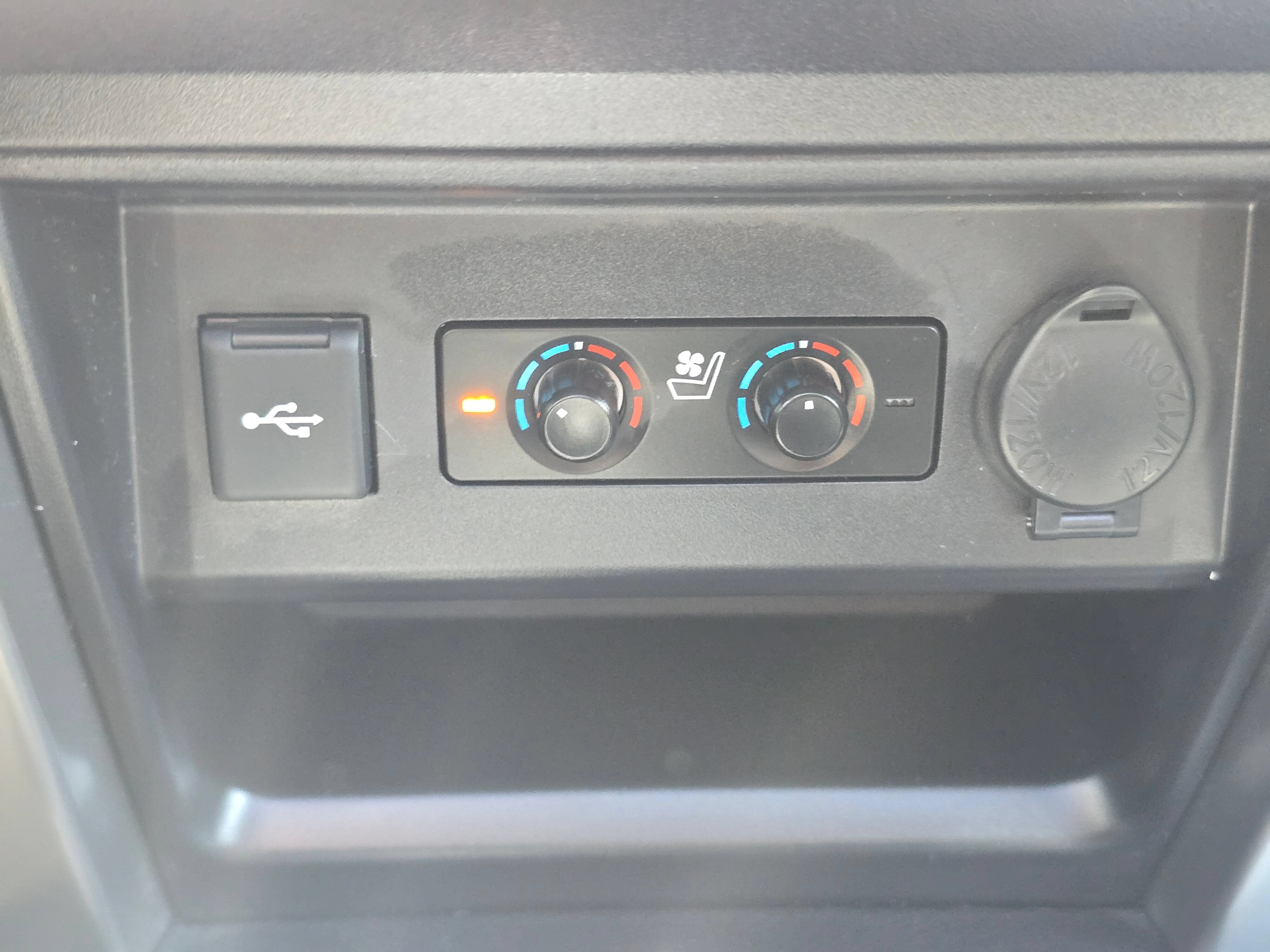Used 2023 Toyota 4Runner Limited AWD/4WD image 29