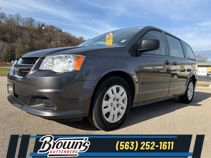 Used 2016 Dodge Grand Caravan American Value Package FWD image 1