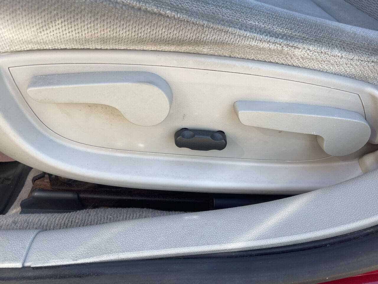 Used 2013 Chevrolet Impala LT w/ LT Sunroof Package image 8