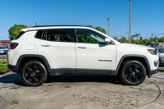 Used 2018 Jeep Compass Latitude w/ Cold Weather Group image 5