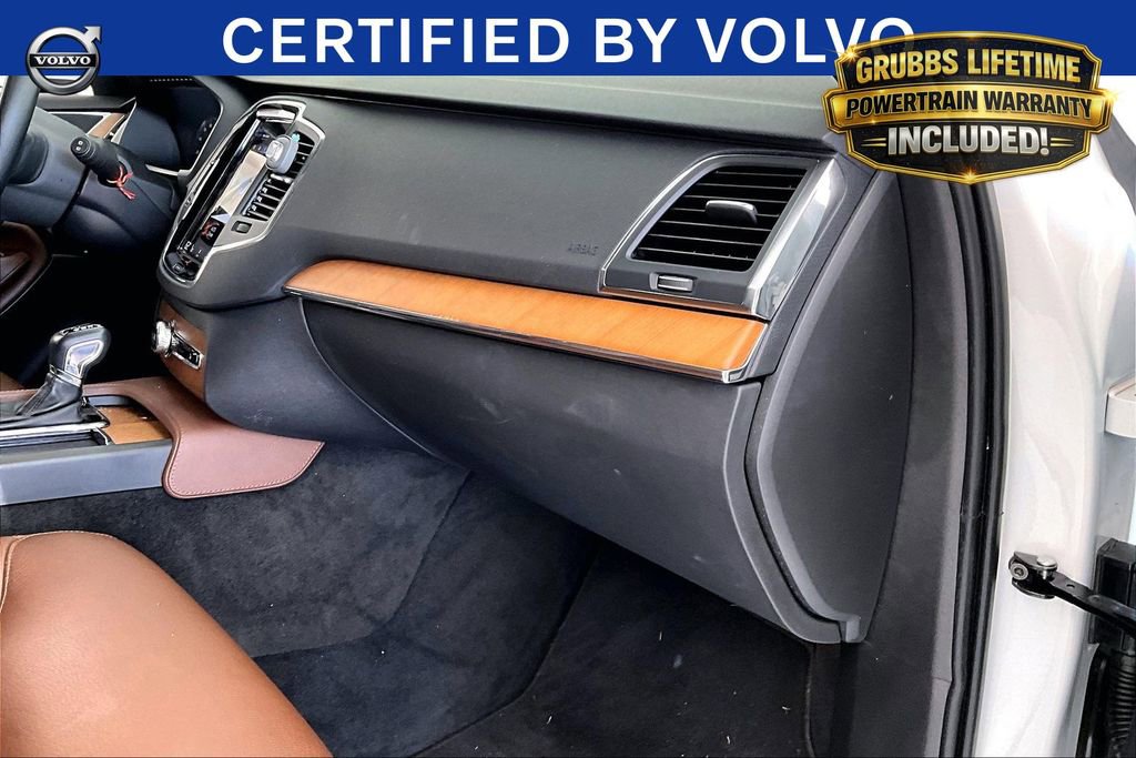 Used 2021 Volvo XC90 T6 Momentum w/ Climate Package AWD/4WD image 21
