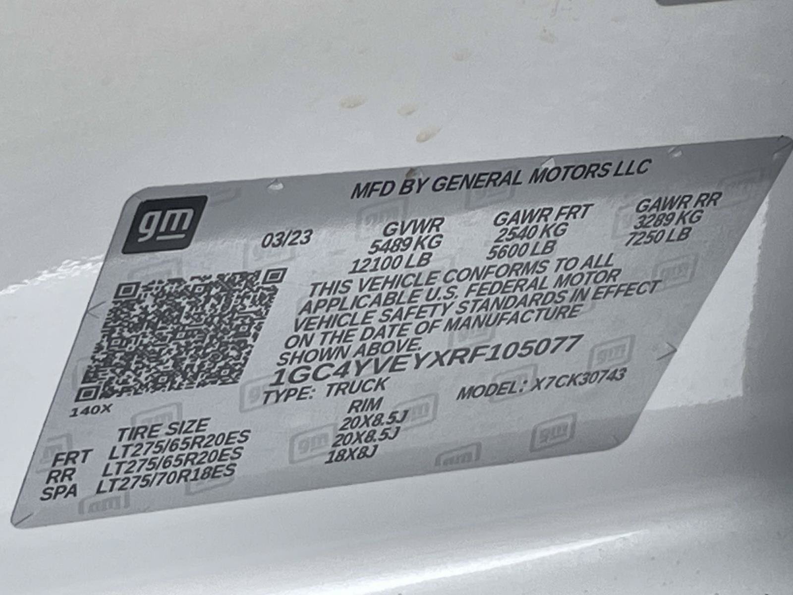 Certified 2024 Chevrolet Silverado 3500 High Country w/ High Country Premium Package AWD/4WD image 44