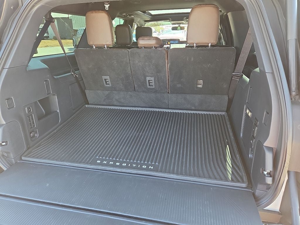 Used 2025 Ford Expedition Max King Ranch AWD/4WD image 17