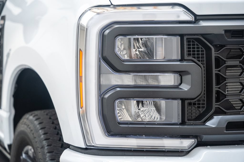 New 2026 Ford F350 XL w/ STX Appearance Package AWD/4WD image 12
