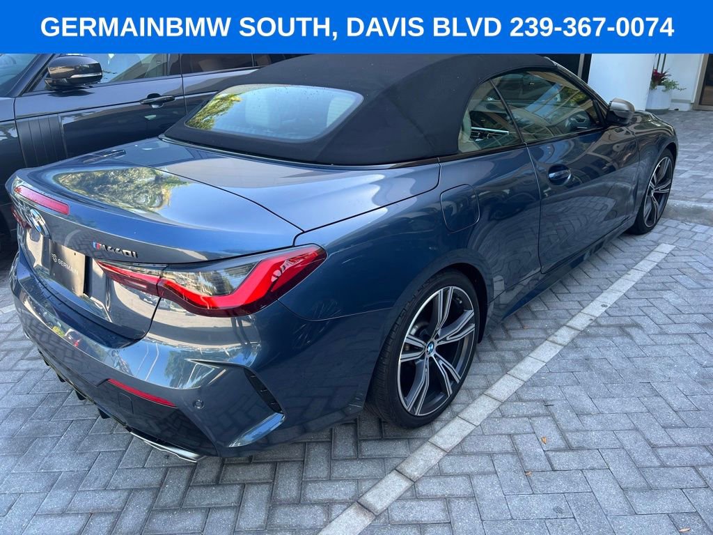 Certified 2022 BMW M440i Convertible RWD image 4