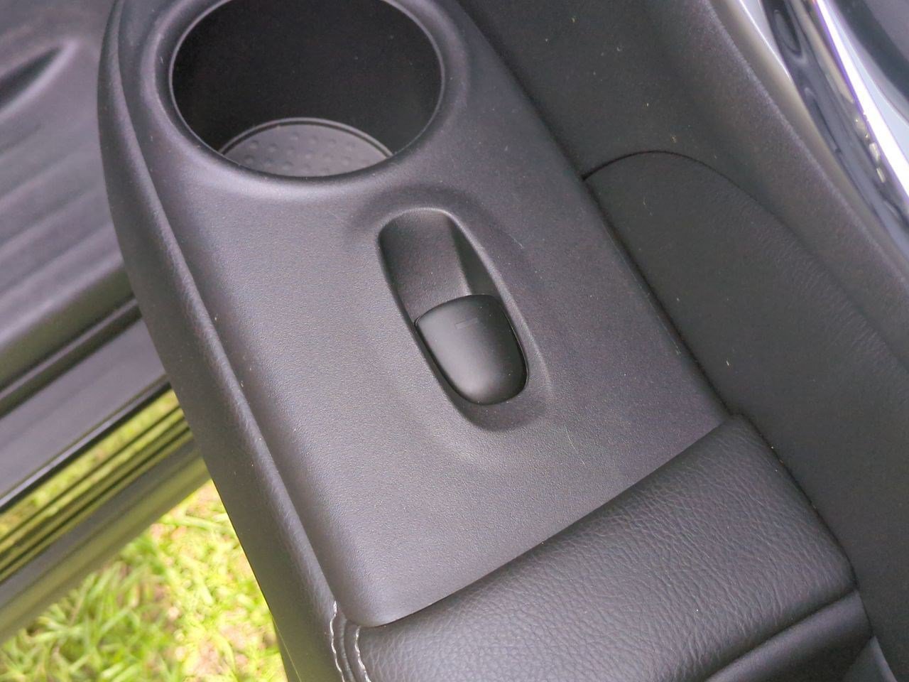 Certified 2020 Nissan Pathfinder SV FWD image 38