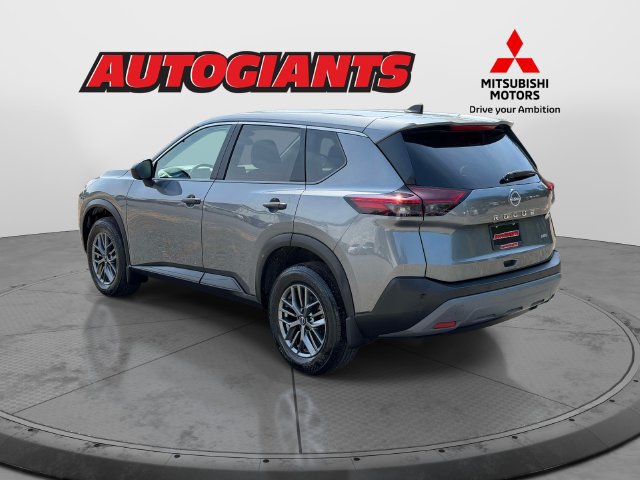 Used 2023 Nissan Rogue S AWD/4WD image 6