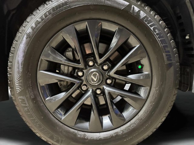 Certified 2023 Lexus GX 460 Premium w/ Premium Package AWD/4WD image 36