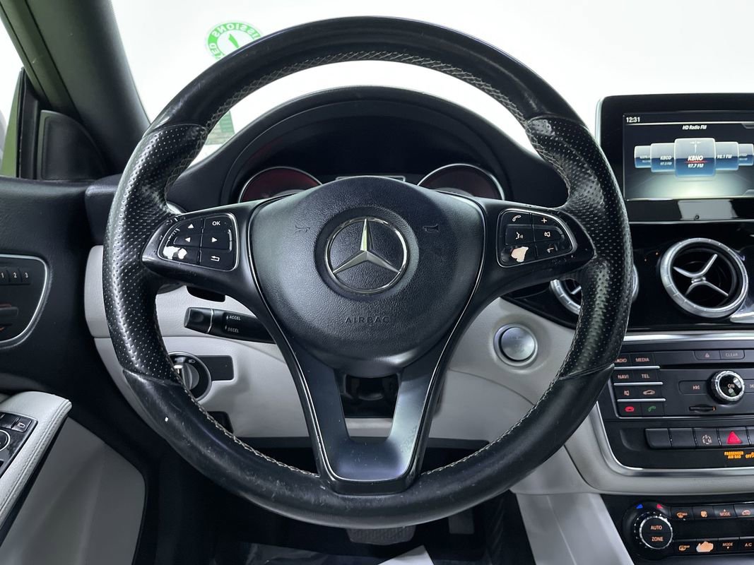 Used 2015 Mercedes-Benz CLA 250 image 18