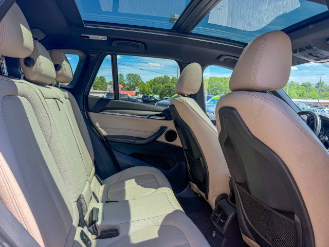 Used 2016 BMW X1 xDrive28i AWD/4WD image 13