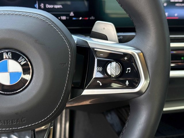 Used 2026 BMW 740i RWD image 33