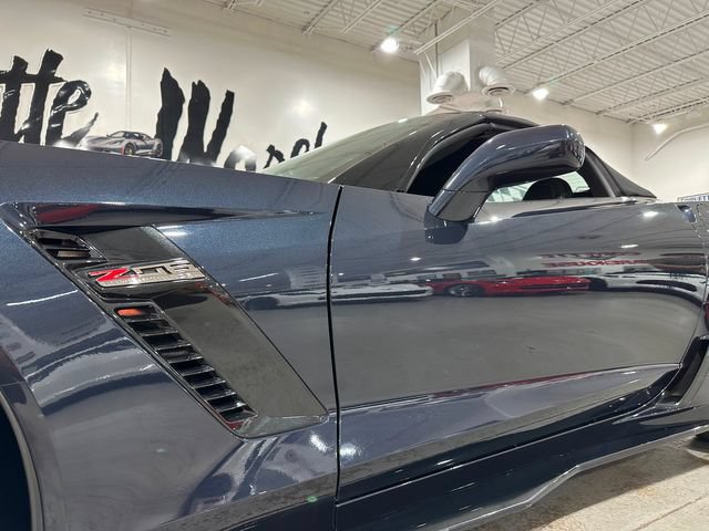 Used 2015 Chevrolet Corvette Z06 RWD image 11