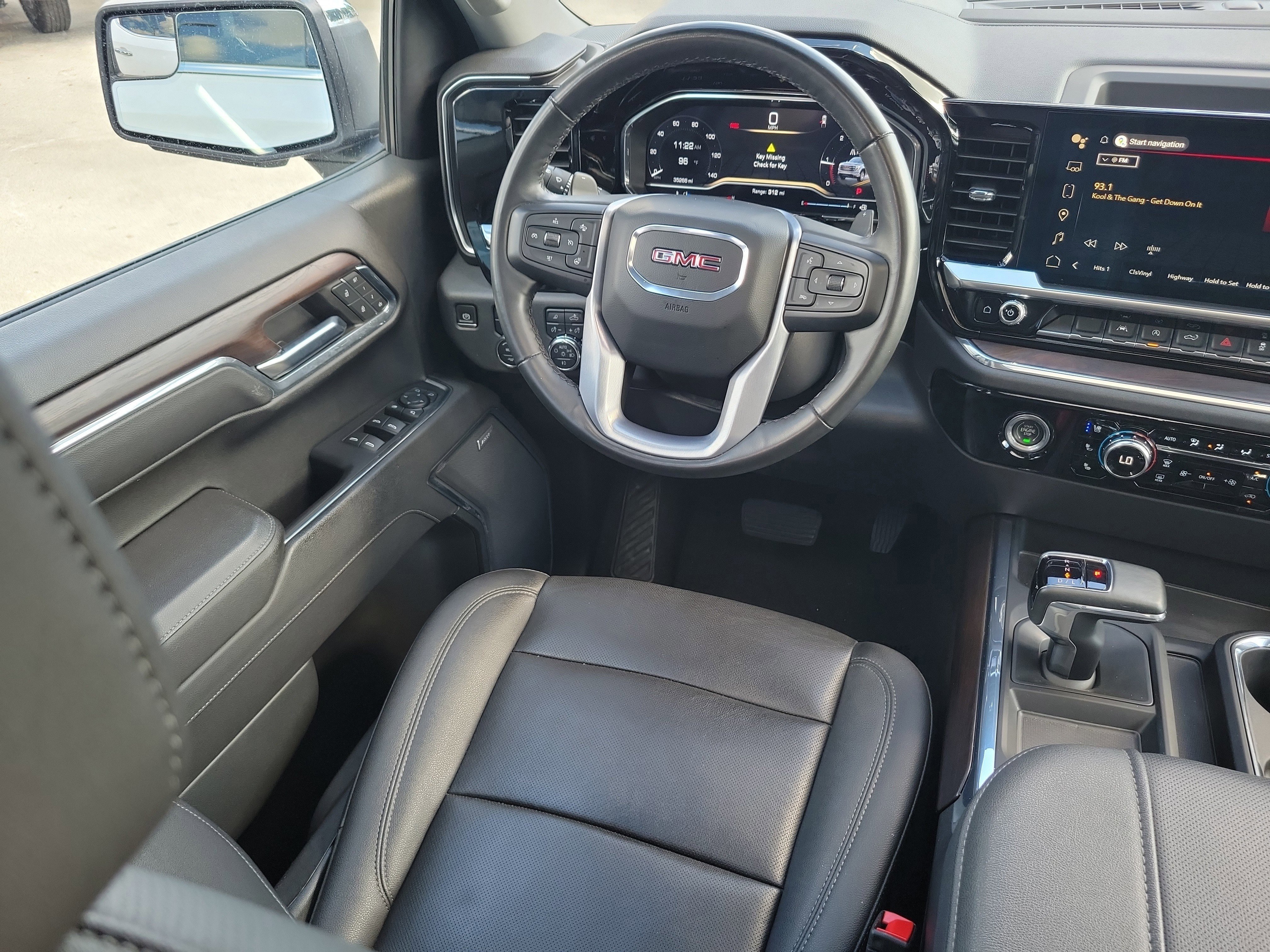 Used 2023 GMC Sierra 1500 SLT w/ SLT Premium Package image 8