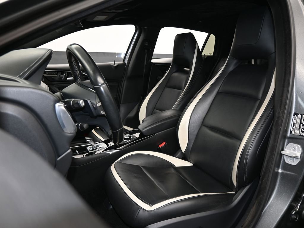 Used 2017 INFINITI QX30 Sport w/ Sport Leather Package image 10