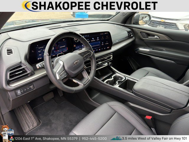 Used 2026 Chevrolet Traverse LT w/ Enhanced Driving Package AWD/4WD image 5