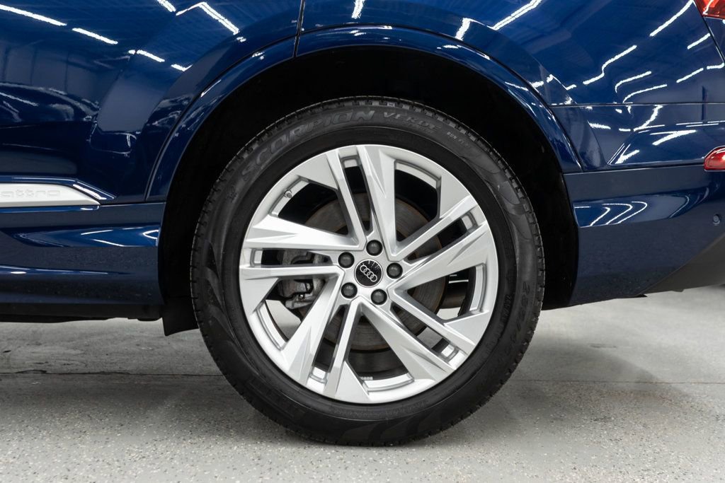 Used 2023 Audi Q7 3.0T Premium image 41