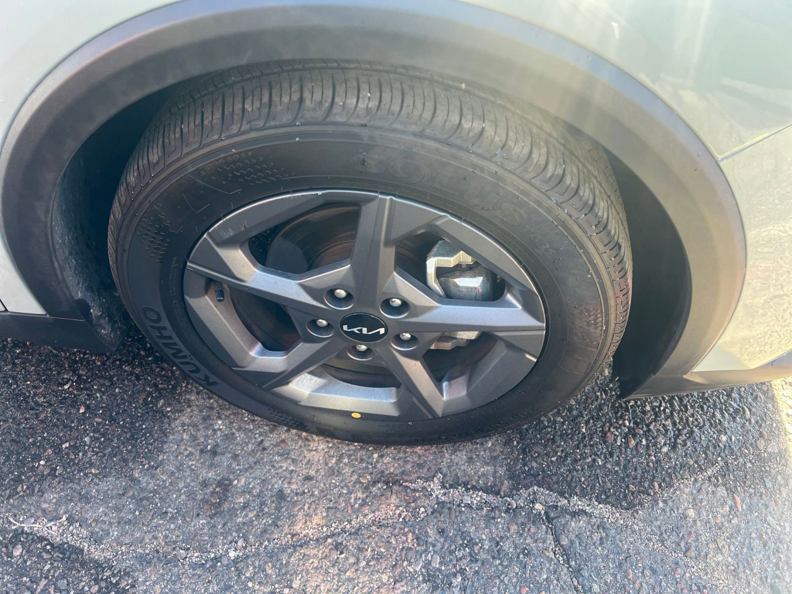 Used 2025 Kia K4 FWD image 30