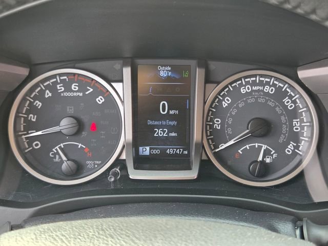 Used 2021 Toyota Tacoma SR5 w/ SR5 Appearance Package (SM) image 29