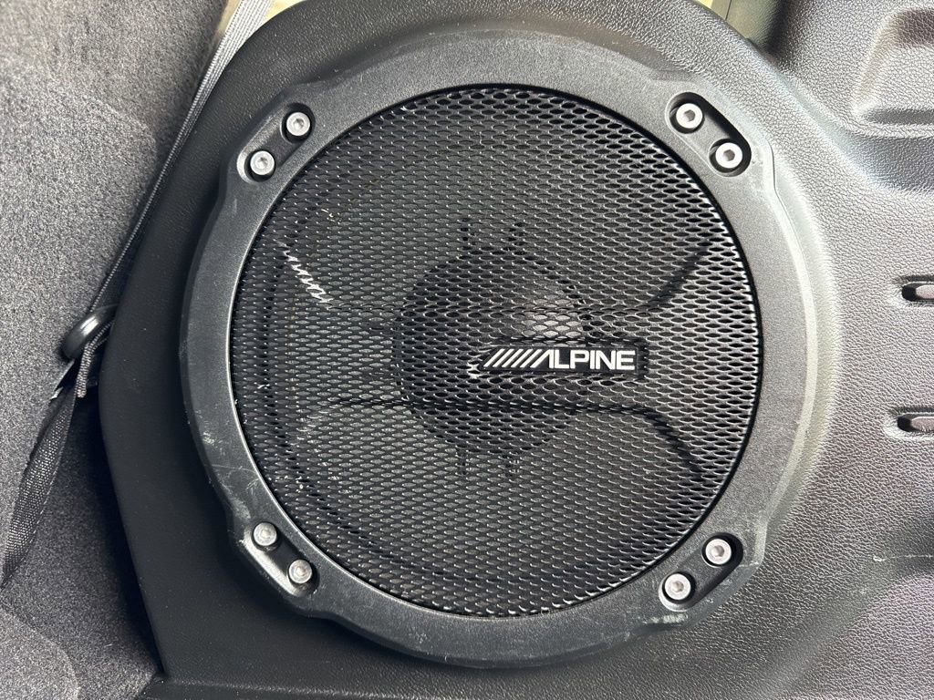 Used 2018 Jeep Wrangler Unlimited Sahara image 17