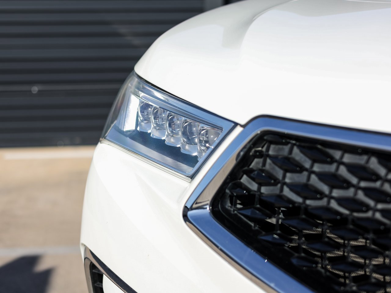 Used 2017 Acura MDX FWD w/ Technology Package image 13