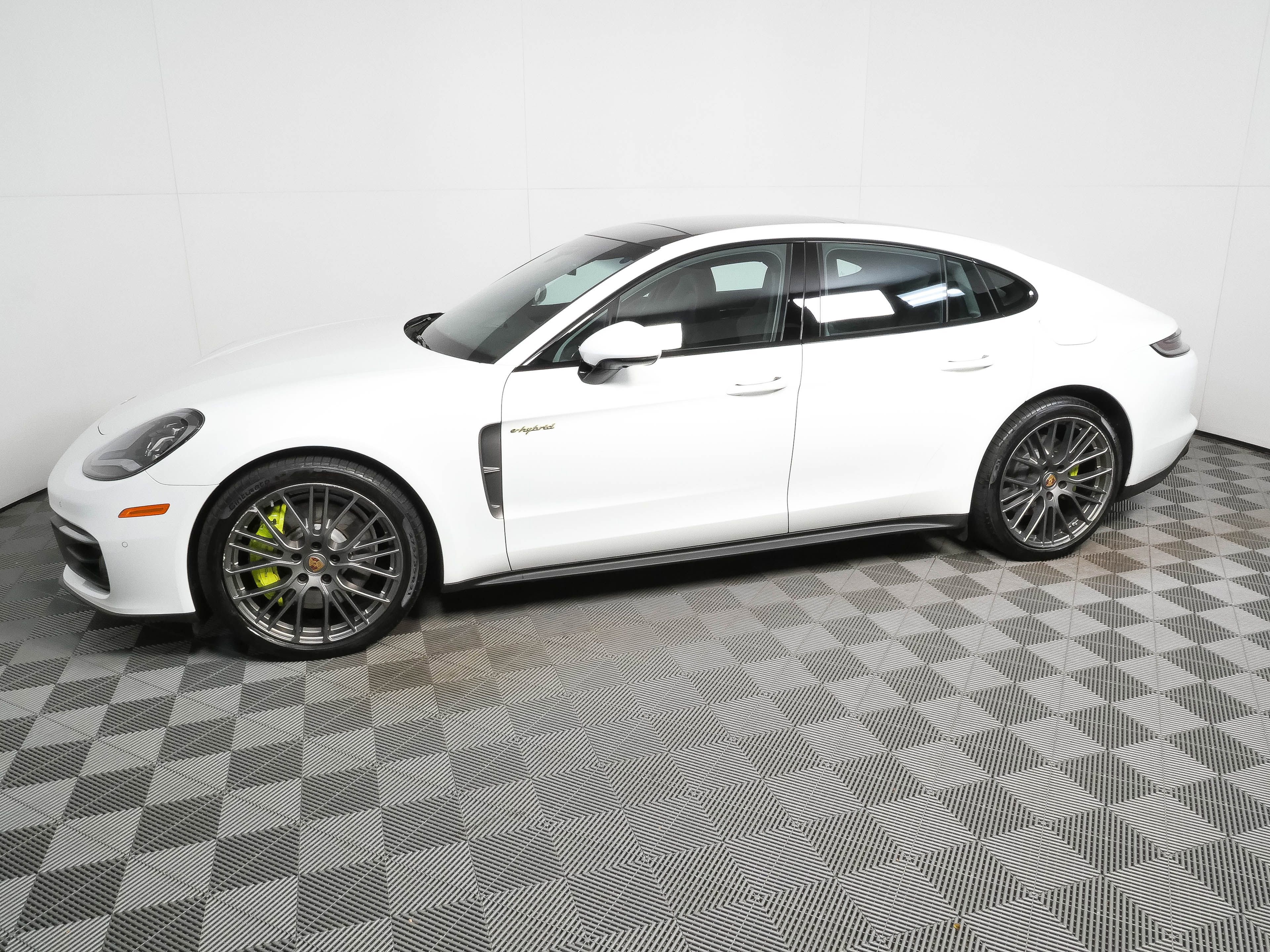 Certified 2023 Porsche Panamera AWD/4WD image 2