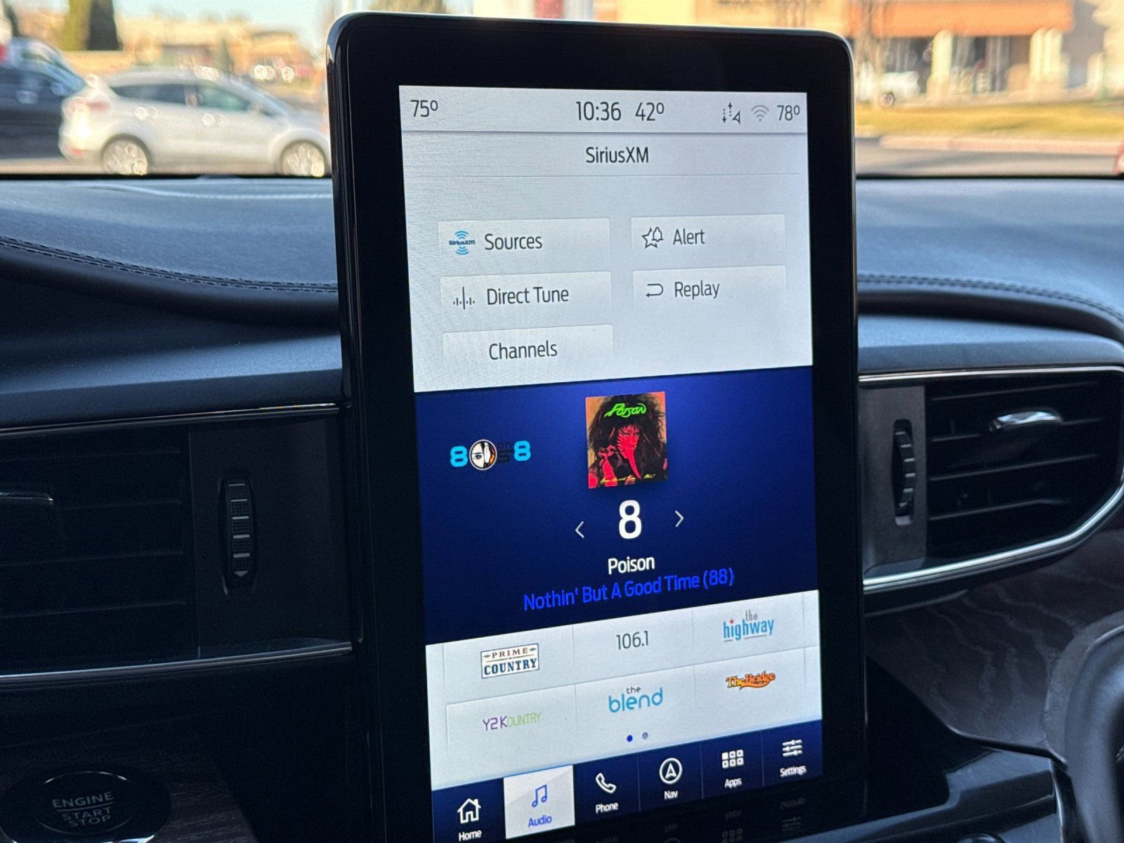 Used 2022 Ford Explorer Platinum w/ Equipment Group 601A image 22