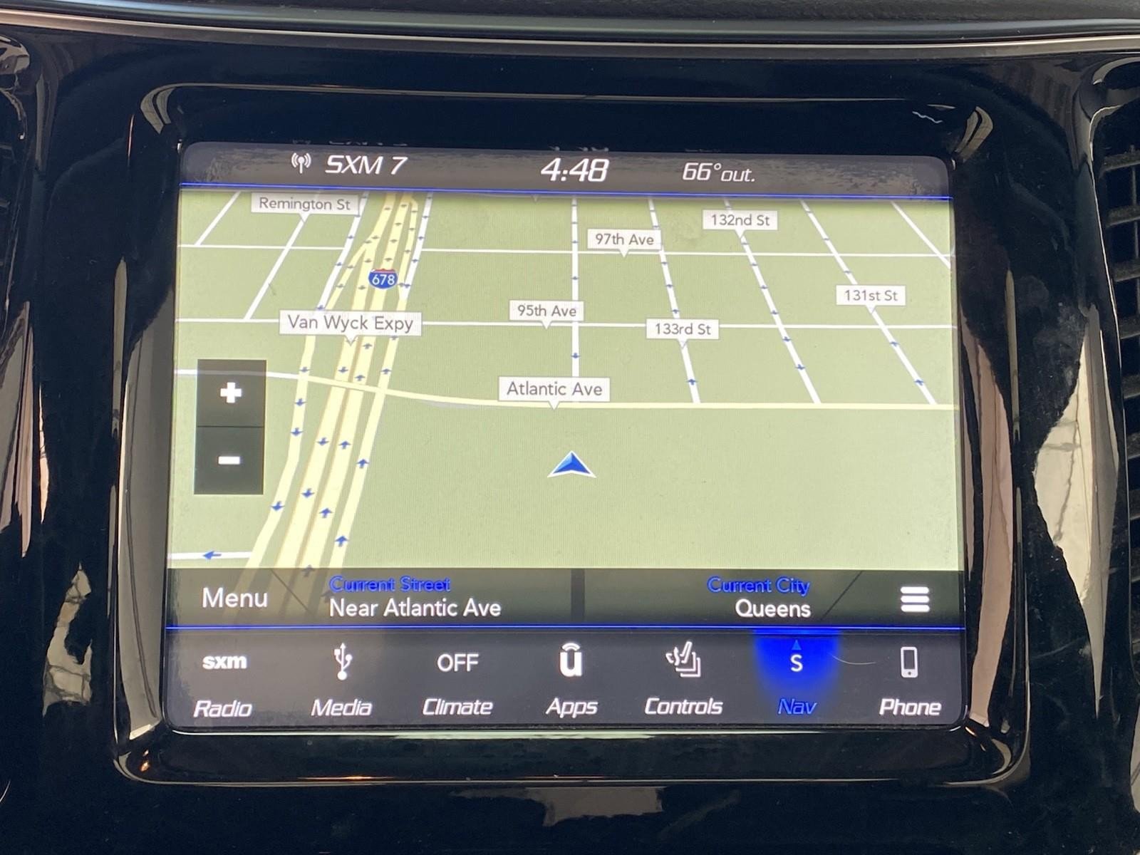 Used 2019 Jeep Cherokee Limited image 27