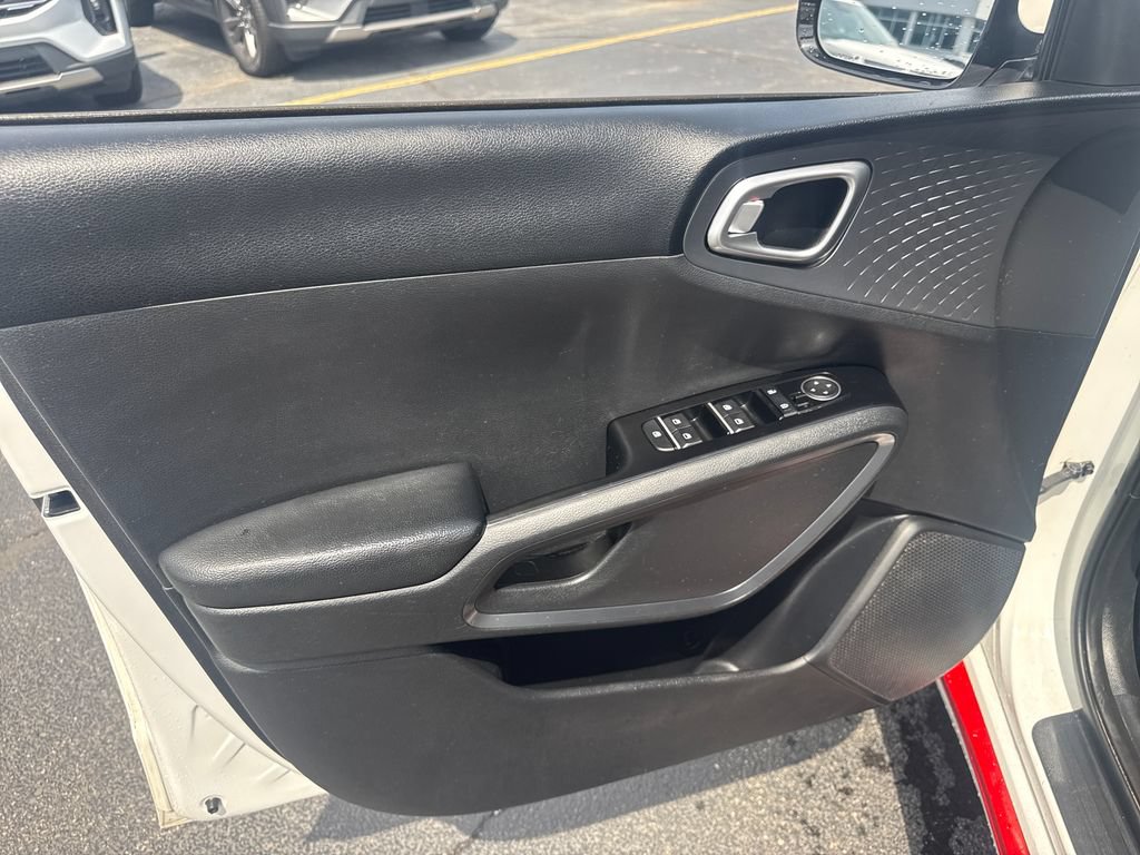 Used 2020 Kia Soul GT-Line w/ GT 2.0L Power Sunroof Package FWD image 26
