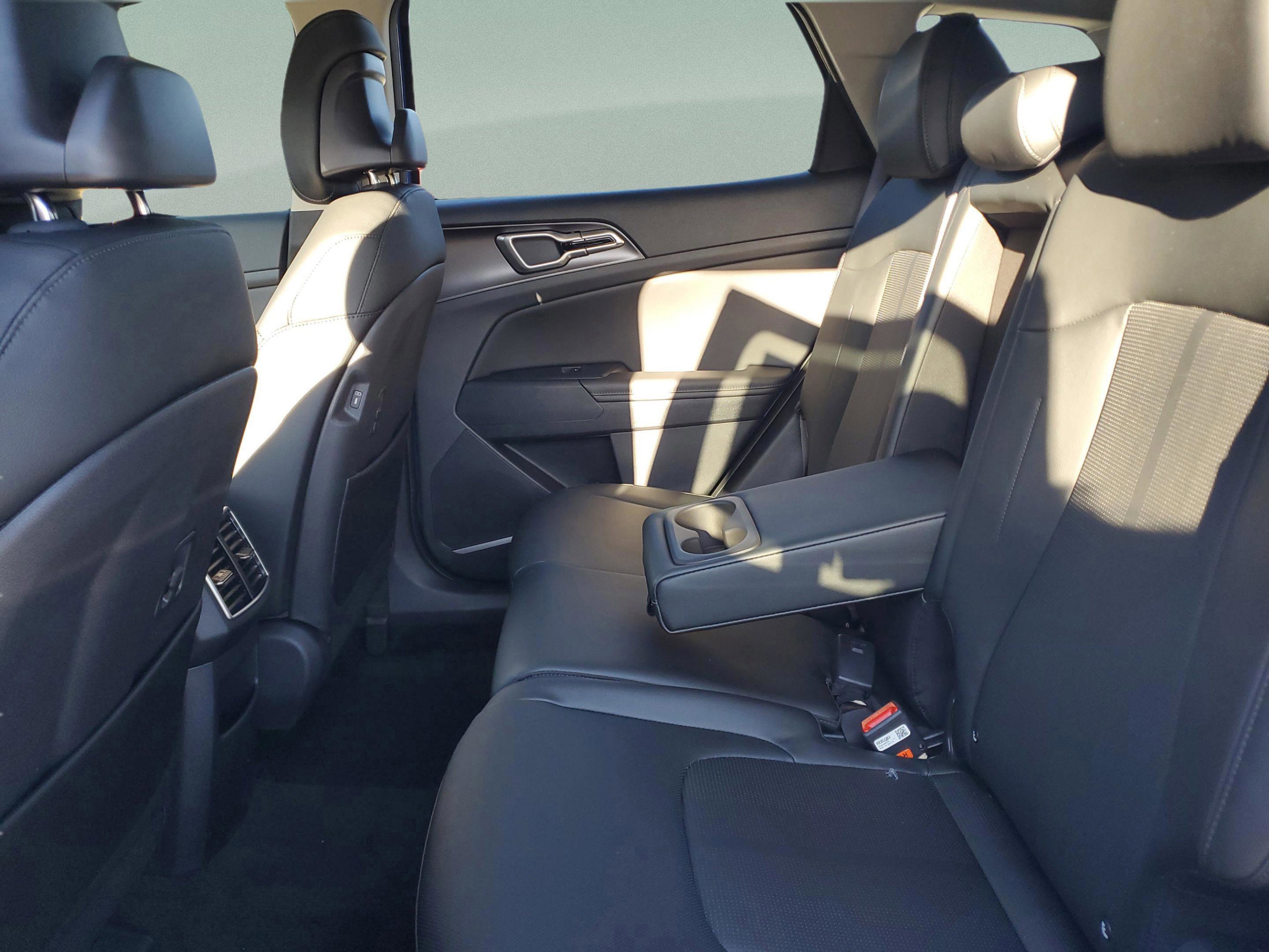New 2026 Kia Sportage EX image 29