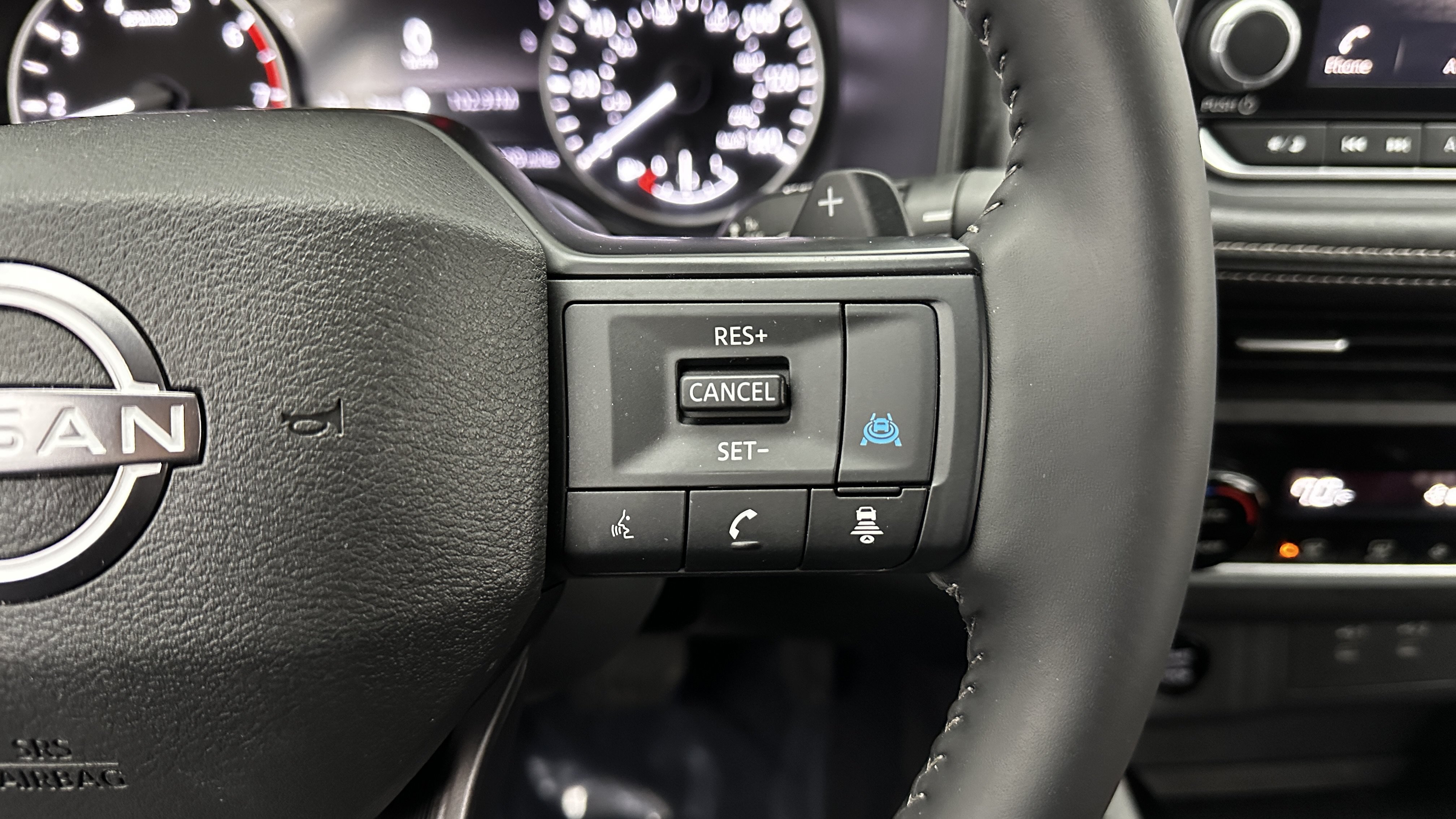 Used 2026 Nissan Rogue SV AWD/4WD image 21
